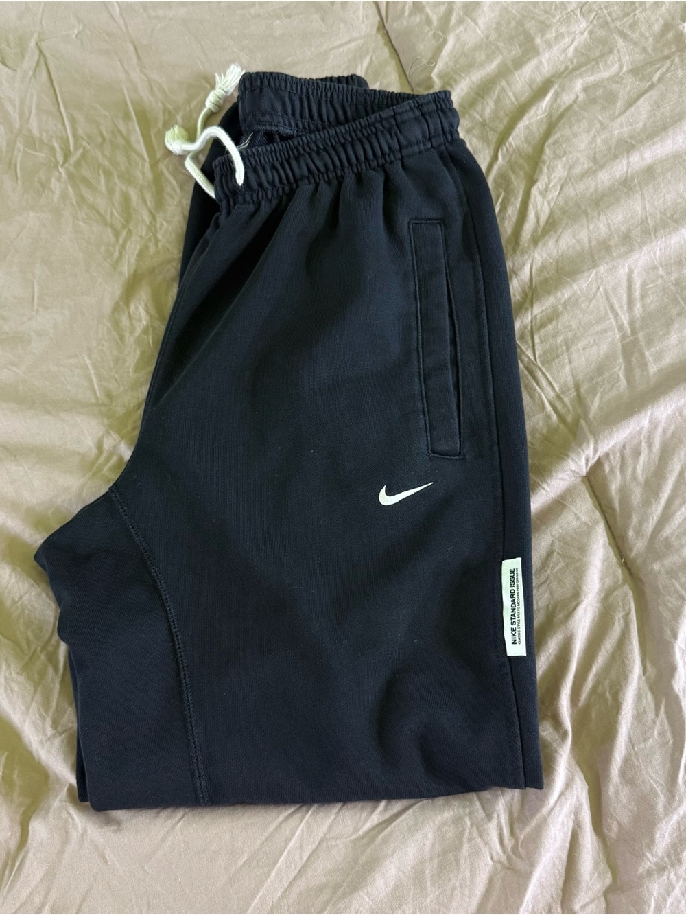 Nike Sweatpants Men’s Small